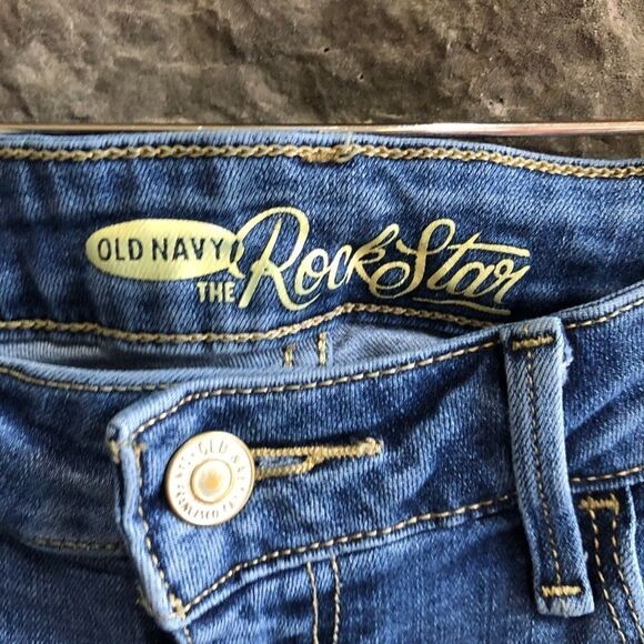 Old Navy Rockstar Jeans‎ - Picture 3 of 4